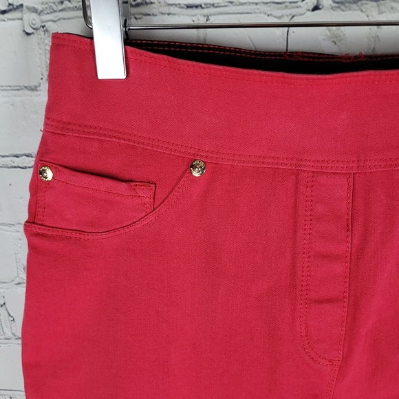 NYGARD | Luxe Denim Slims stretch cropped capri jeans - Picture 3 of 10